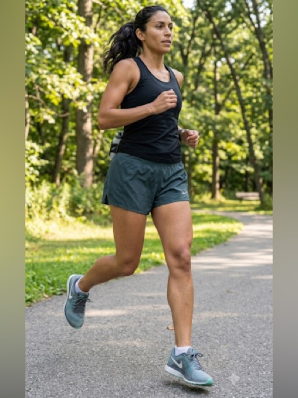 Nike Swift Dri-FIT Women’s Running Shorts Large Black Mid Rise Athletic Workout